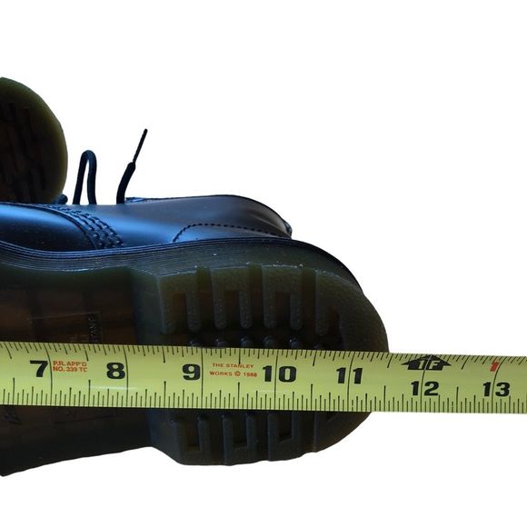 Dr. Martens Smooth Black Leather Ankle Boots NWOT - Picture 5 of 13